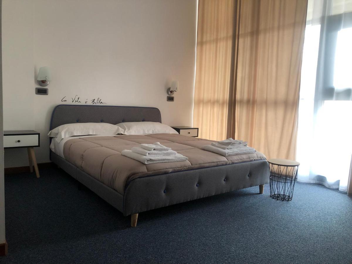 Hotel Domus Cerreto d'Esi ภายนอก รูปภาพ