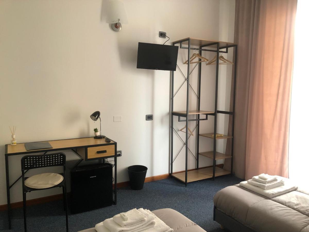 Hotel Domus Cerreto d'Esi ภายนอก รูปภาพ